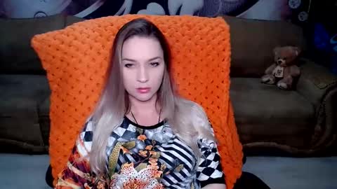 Snapshot of lovellymalina chatting on February 17, 2025, 4:04 pm private open online show from February 17, 2025, 4:04 pm