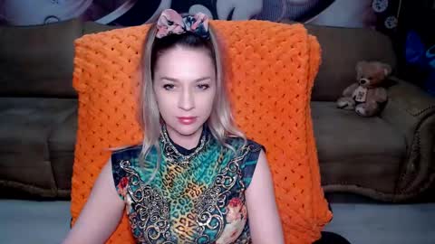 Snapshot of lovellymalina chatting on February 21, 2025, 3:21 pm private open online show from February 21, 2025, 3:21 pm