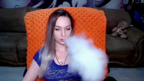 Snapshot of lovellymalina chatting on March 3, 2025, 10:06 am private open online show from March 3, 2025, 10:06 am