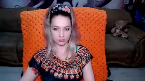 Snapshot of lovellymalina chatting on March 4, 2025, 7:08 am private open online show from March 4, 2025, 7:08 am