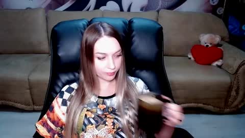 private open online show from April 3, 2026, 2:48 pm