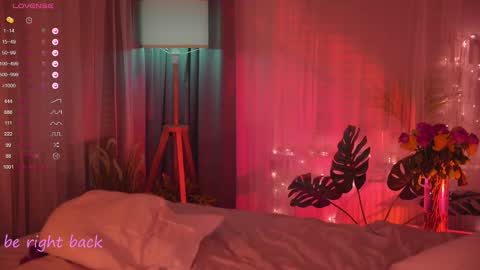 Snapshot of lovellynelly chatting on February 17, 2025, 6:04 pm Nelly online show from February 17, 2025, 6:04 pm