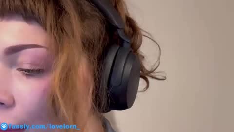 Elsa online show from December 29, 2024, 4:16 am