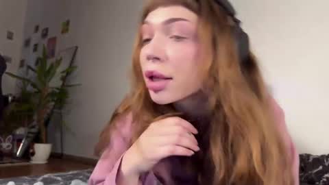 Elsa online show from January 10, 2025, 7:14 am