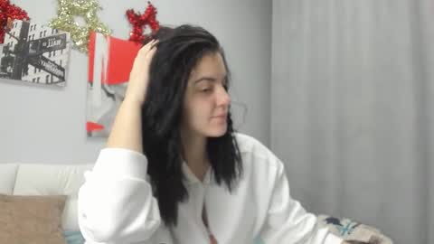 lovely__audrey online show from December 14, 2025, 1:22 am