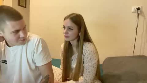 lovely_couple00 online show from March 2, 2026, 7:10 pm