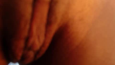   online show from November 5, 2025, 2:28 pm