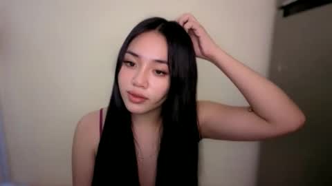 lovely_leah23 online show from October 3, 2025, 7:33 pm