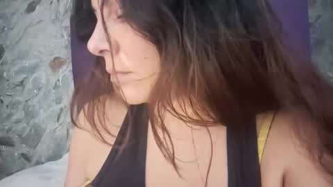 Snapshot of lovely_maia chatting on November 7, 2025, 11:05 pm Maya online show from November 7, 2025, 11:05 pm