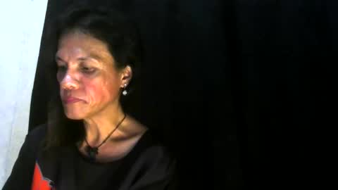 Snapshot of lovely_manificent4u chatting on April 1, 2026, 3:09 pm Lest online show from April 1, 2026, 3:09 pm