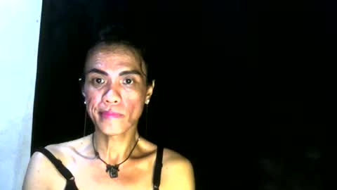 Snapshot of lovely_manificent4u chatting on June 5, 2026, 10:37 pm Lest online show from June 5, 2026, 10:37 pm