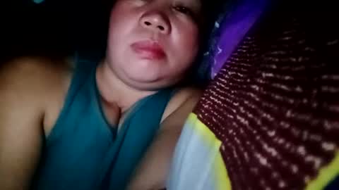 lovely_orchid online show from December 5, 2024, 8:44 pm