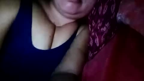 lovely_orchid online show from December 13, 2024, 9:52 pm