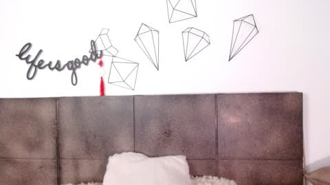 Snapshot of lovely_secret chatting on January 9, 2025, 4:49 pm Hi guys online show from January 9, 2025, 4:49 pm
