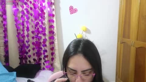 Snapshot of lovely_trix_ chatting on February 23, 2025, 11:11 am Trix online show from February 23, 2025, 11:11 am
