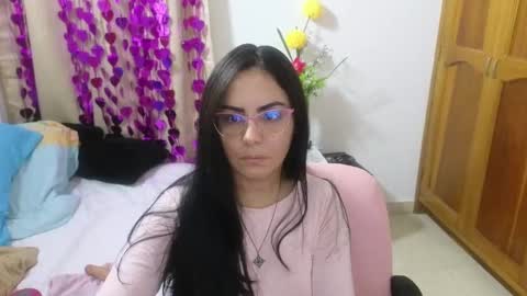 Snapshot of lovely_trix_ chatting on March 6, 2025, 11:36 am Trix online show from March 6, 2025, 11:36 am