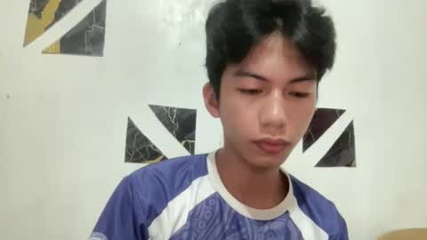 Snapshot of lovelyboy_jm chatting on May 24, 2026, 11:43 pm lovelyboy_jm online show from May 24, 2026, 11:43 pm