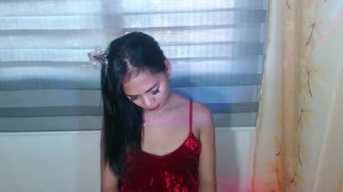 Snapshot of lovelycarmilla chatting on October 16, 2025, 11:28 pm Carnilla online show from October 16, 2025, 11:28 pm