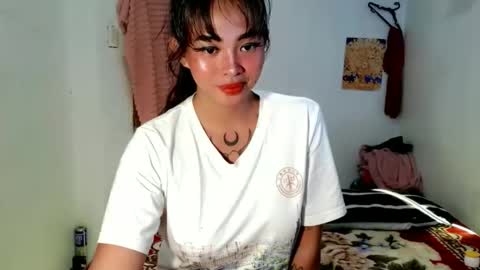 Snapshot of lovelykayleexx chatting on May 30, 2026, 9:17 am ara online show from May 30, 2026, 9:17 am