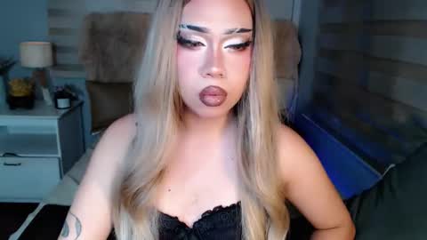 Rebeca online show from November 10, 2025, 6:40 pm