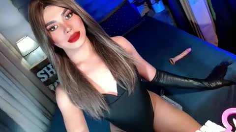 lovelymiss_shyna11 online show from January 6, 2026, 10:30 am