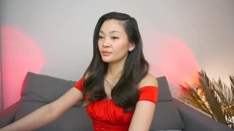 kim online show from February 21, 2025, 5:42 pm