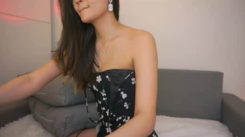 kim online show from February 28, 2025, 4:42 pm