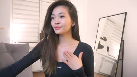 kim online show from March 10, 2025, 4:14 pm