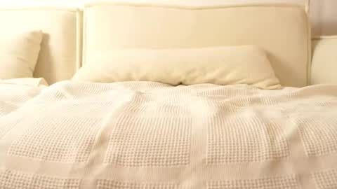 kim online show from October 15, 2025, 2:39 pm