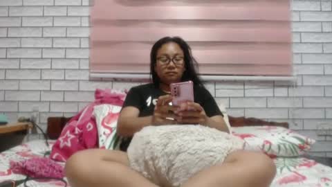 Angelquey online show from March 5, 2025, 8:42 pm