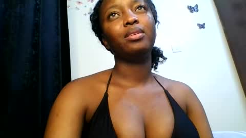 lovelysoull_2 online show from February 23, 2026, 10:29 pm