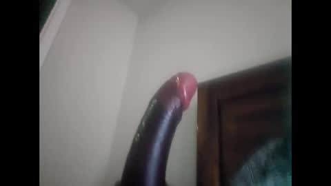 lovepusbad online show from February 1, 2025, 3:39 pm