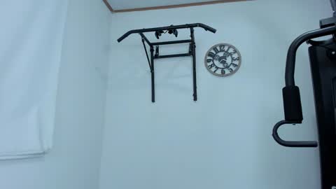 Snapshot of lover_fitnessboy chatting on February 5, 2025, 12:20 am kevin online show from February 5, 2025, 12:20 am