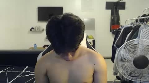 loverboyph04 online show from November 12, 2025, 5:41 am