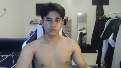 loverboyph04 online show from November 18, 2025, 2:06 am