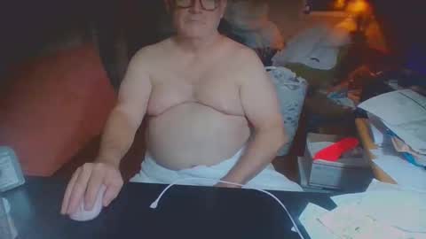 Snapshot of loverboyxo__ chatting on June 9, 2026, 6:03 am Papi Chulo online show from June 9, 2026, 6:03 am