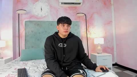 loverebels_ online show from November 25, 2025, 12:49 pm