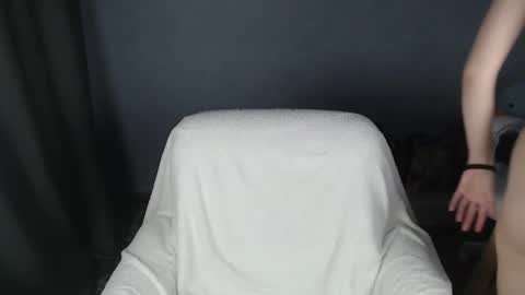 lovers613228 online show from January 17, 2025, 4:28 am