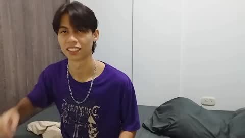 Lovers Clover X online show from April 2, 2026, 1:36 am