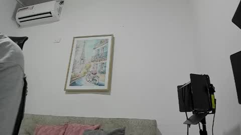 LILLY AND TRAVIS  online show from April 11, 2026, 8:57 pm