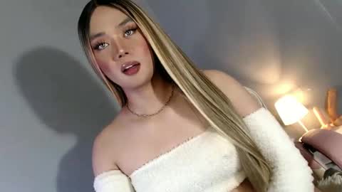 Snapshot of lovers_moon22 chatting on January 12, 2025, 12:49 am lovers moon22 online show from January 12, 2025, 12:49 am