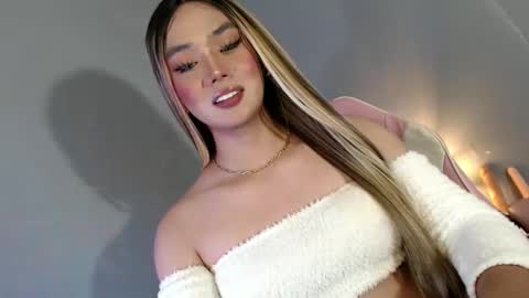 Snapshot of lovers_moon22 chatting on February 14, 2025, 3:22 am lovers moon22 online show from February 14, 2025, 3:22 am