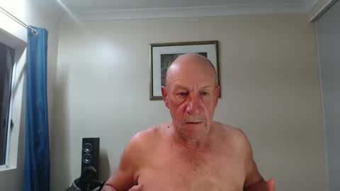 Snapshot of lovesblackazz chatting on December 27, 2024, 10:12 am Lovesblackazz online show from December 27, 2024, 10:12 am