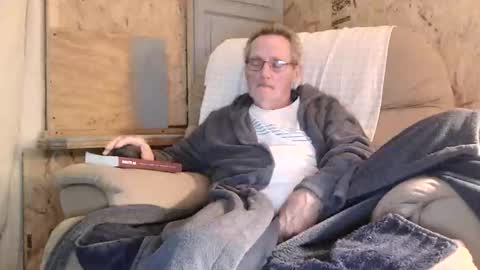 Snapshot of lovesex6565 chatting on November 17, 2025, 1:50 pm just here to have fun and cum online show from November 17, 2025, 1:50 pm