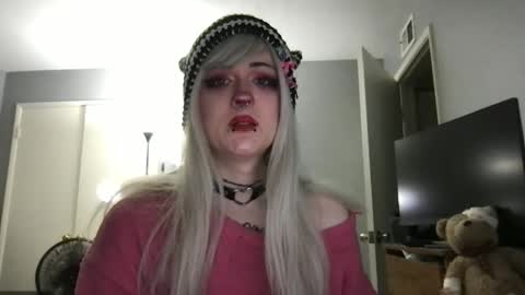lovesickcassie online show from May 12, 2026, 10:40 pm