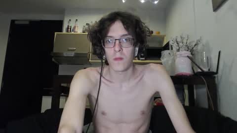 LovesomeCookie online show from October 3, 2025, 2:14 pm