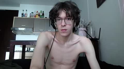 LovesomeCookie online show from October 9, 2025, 8:01 am