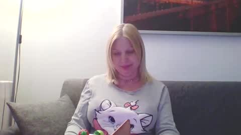 Marlyn online show from February 18, 2025, 12:37 am