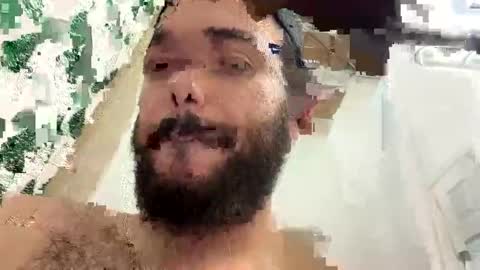 lovetopleaseyou4423 online show from April 17, 2026, 7:17 pm