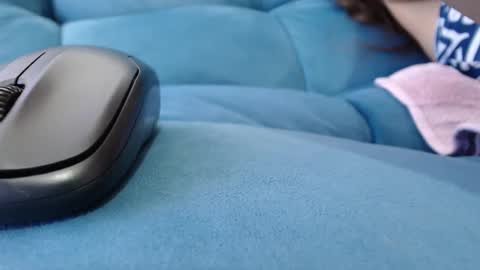 cutelucy 3 online show from February 16, 2025, 3:59 pm